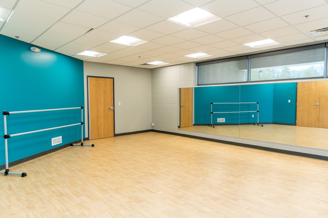Southwest_General Rec Room with Mirrored Wall
