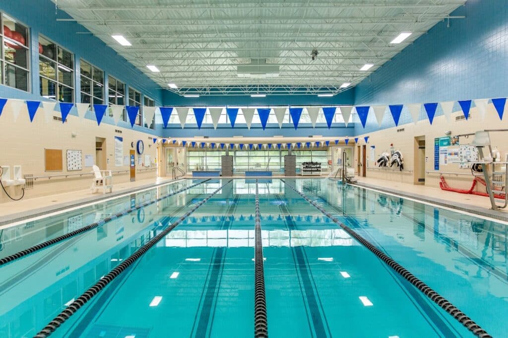 Southwest_Large pool with swimming lanes